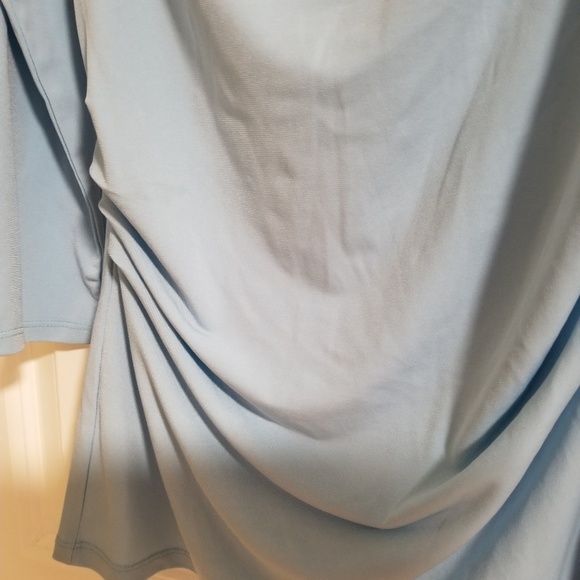 Top - Picture 3 of 4